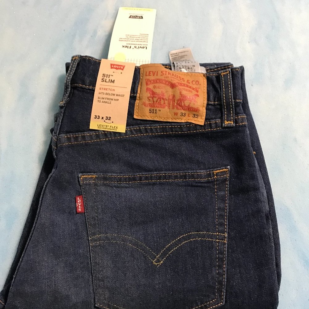 NWT Mens Levis 511 Jeans 33x32 Dark Blue Distressed Slim